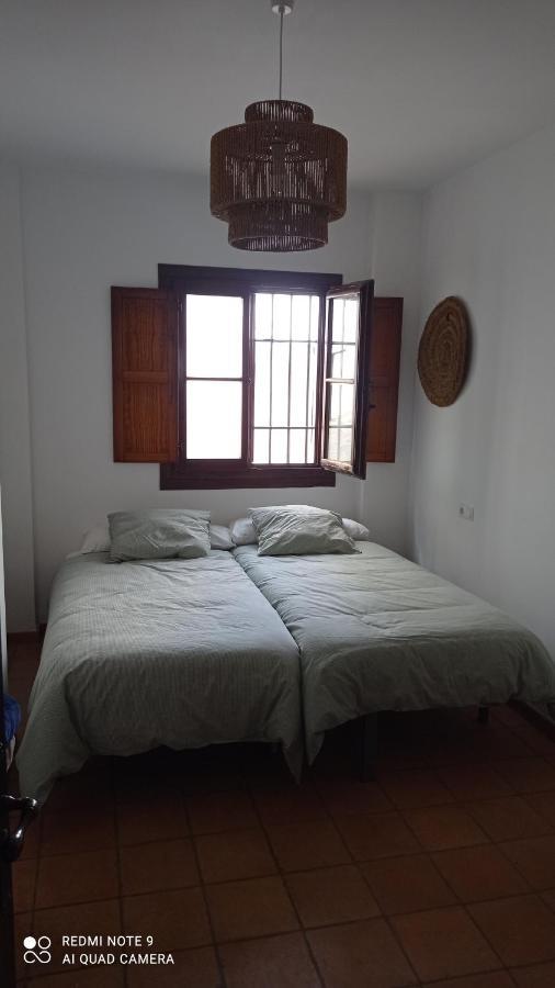 La Casa De La Lobita Villa Benaocaz Kültér fotó